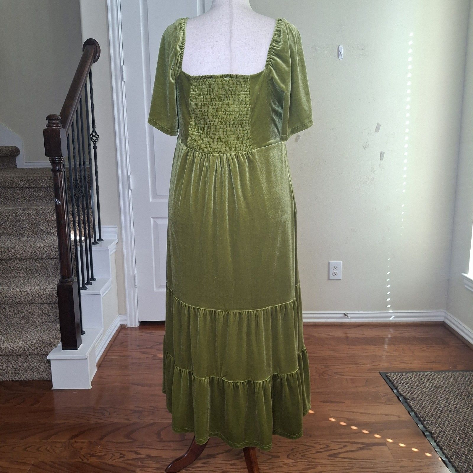 New Piper Scoot Paige Velvet Tiered Midi Dress Olive Green Fall Holidays Cottage — image 5 of 8